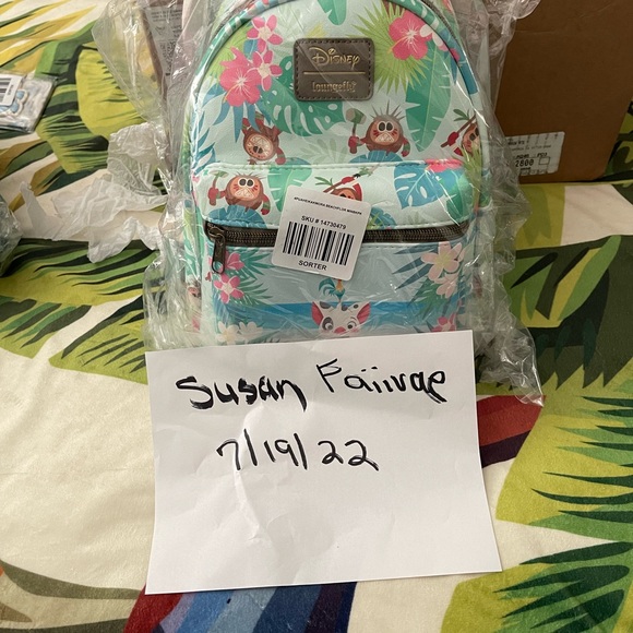 Loungefly moana rare mini backpack new with tags - Picture 1 of 6